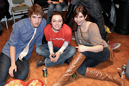 Geena Barry and her friends grab a bite to eat before the artistic discussion