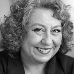 Jayne  Houdyshell