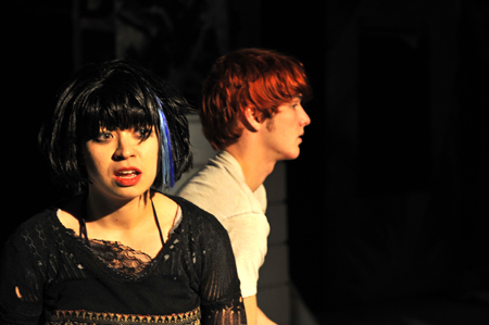 Tanya McBride as Sue Giki