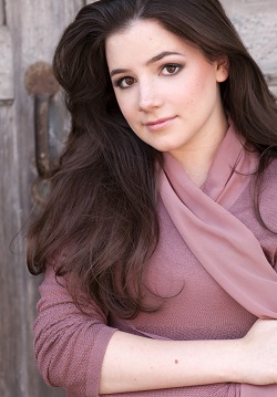 Elizabeth  Stenholt