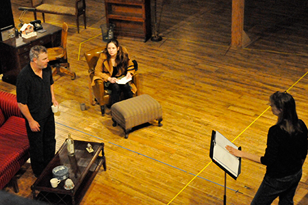 William Petersen, Nicole Wiesner and ensemble member Amy Morton
