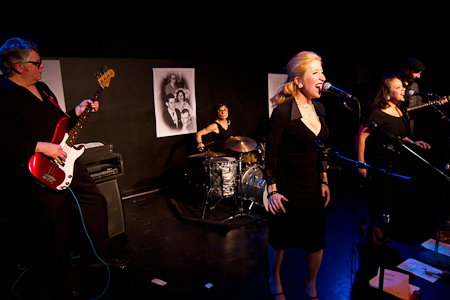 The Honeybees performing at EXPLORE