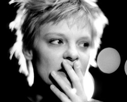 Martha  Plimpton