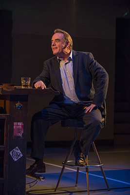 Ensemble member Tom Irwin