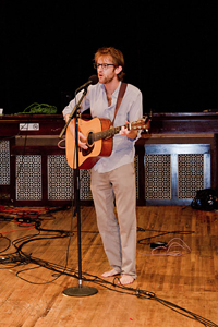 Sad Brad Smith Performing for Explore: Middletown